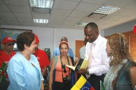 pm_skerrit_receives_gift_from_ven_ambassador_march_2008.jpg
