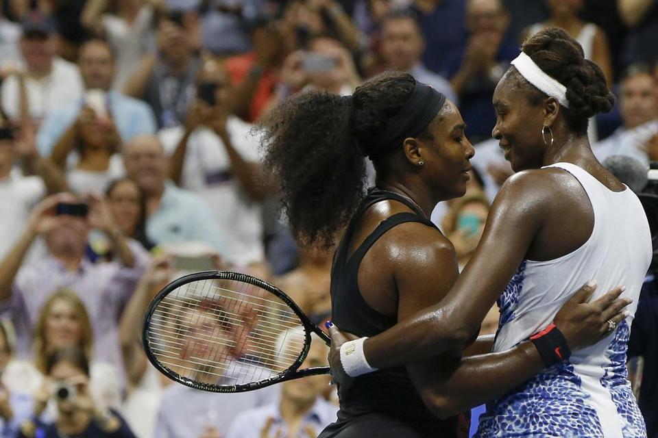 Serena Williams defeat older sister Venus