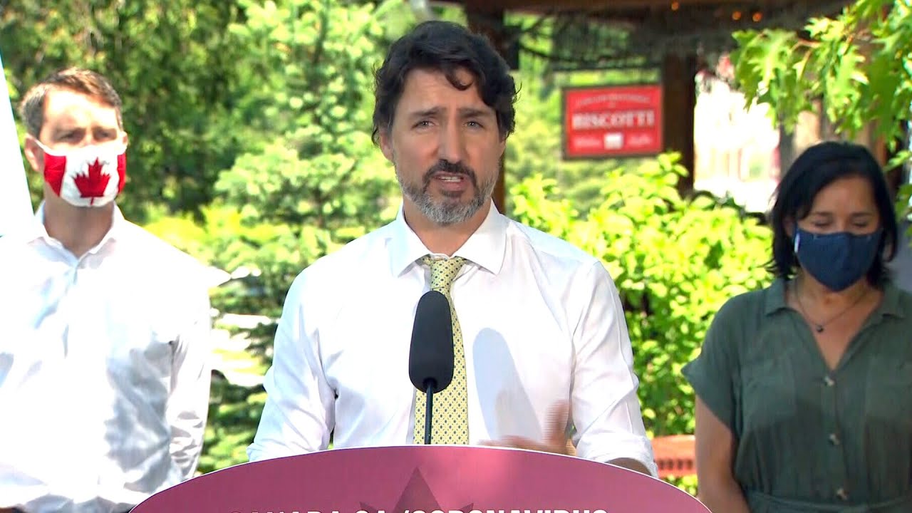 Trudeau calls out grocery stores for cancelling COVID-19 pandemic pay for front-line workers 2
