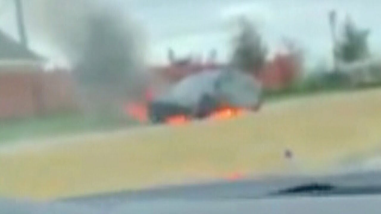 Footage shows Tesla Model S burst into flames on Texas highway 3