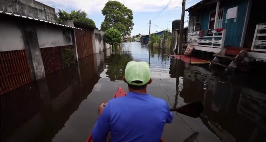 Rio Negro in Brazil reaches record levels, causes floods 4
