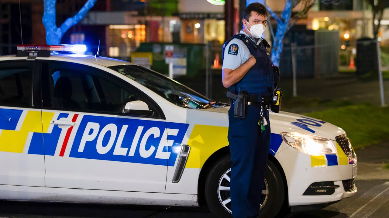 Police kill violent extremist in New Zealand supermarket 2