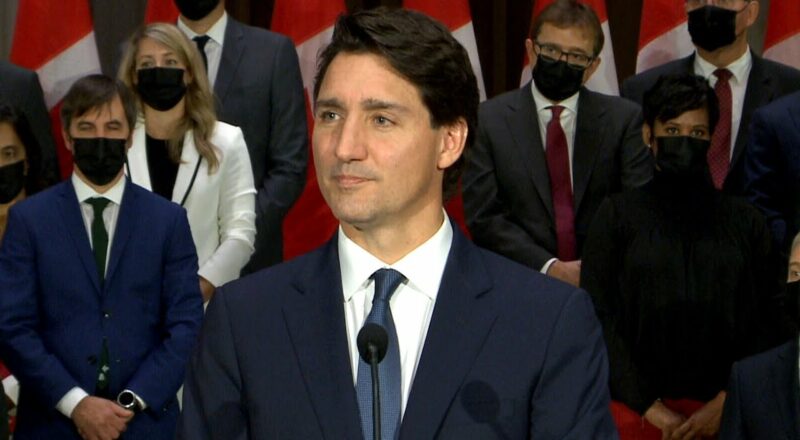 Trudeau: New cabinet reflects 'clear mandate' from voters 8