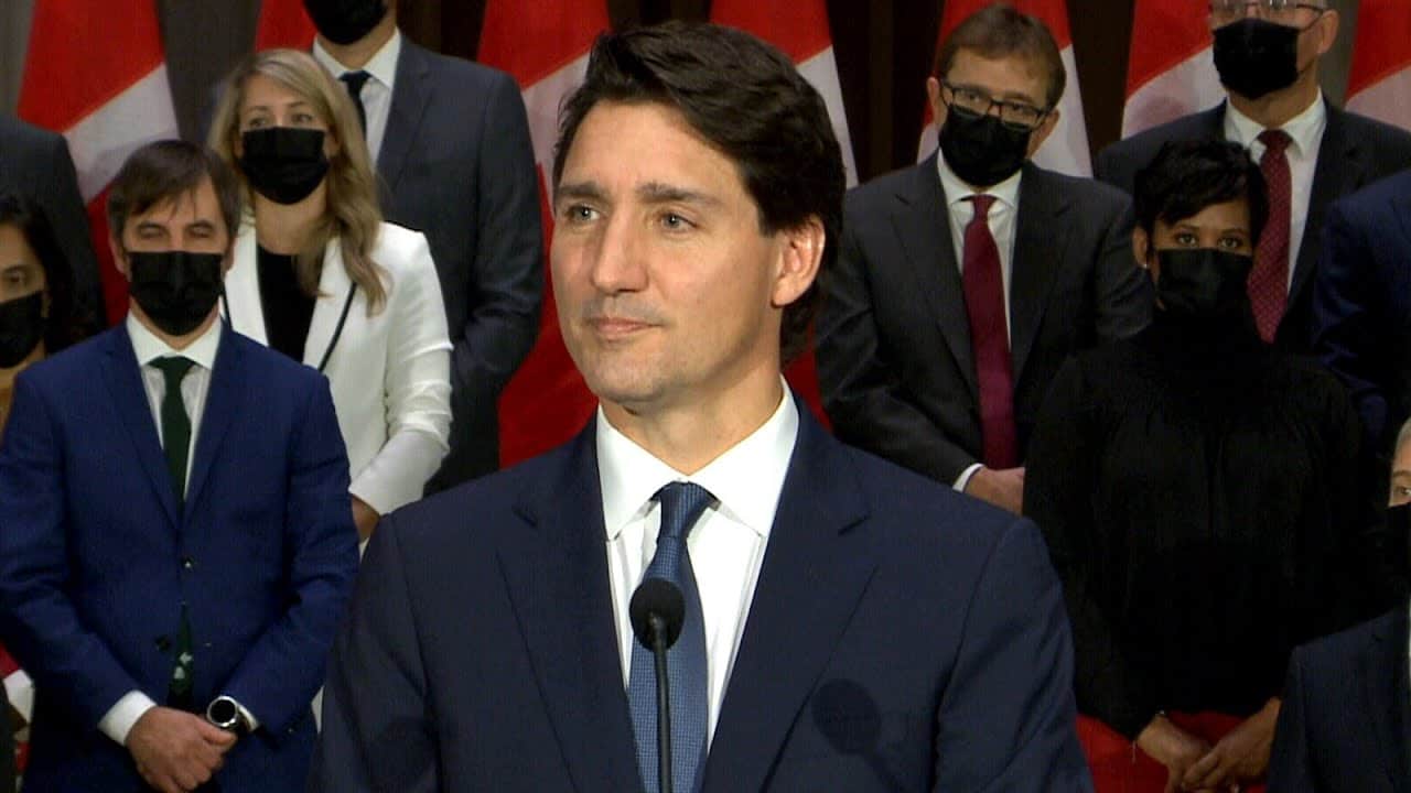 Trudeau questioned by reporters after unveiling new cabinet 1