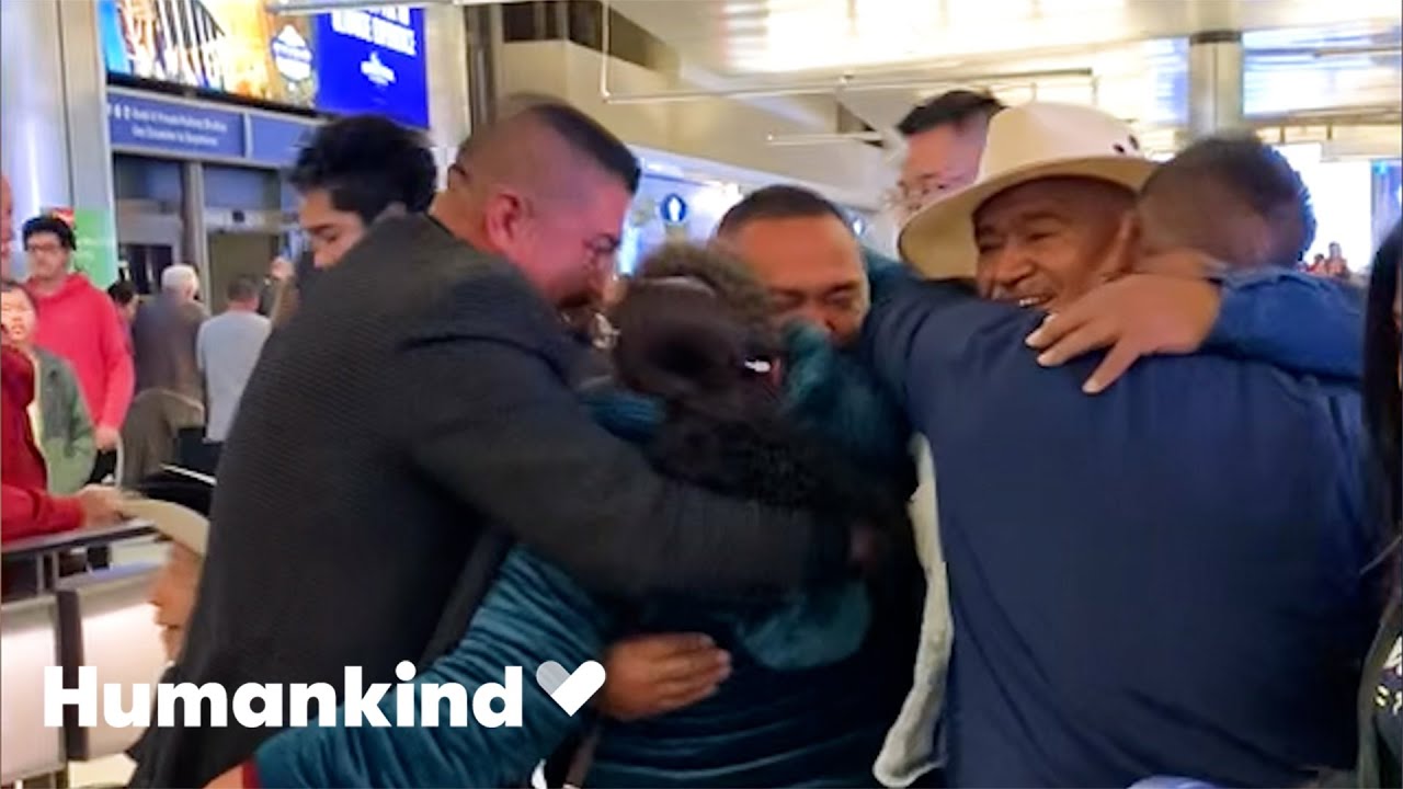 Brothers sob as they see their parents in person after 22 years | Humankind 7