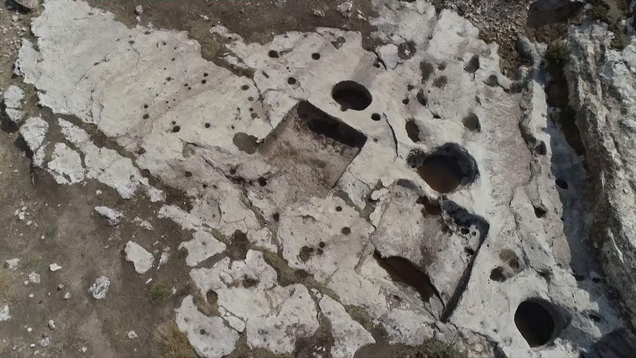 2,700-year-old wine factory discovered in Iraq 1