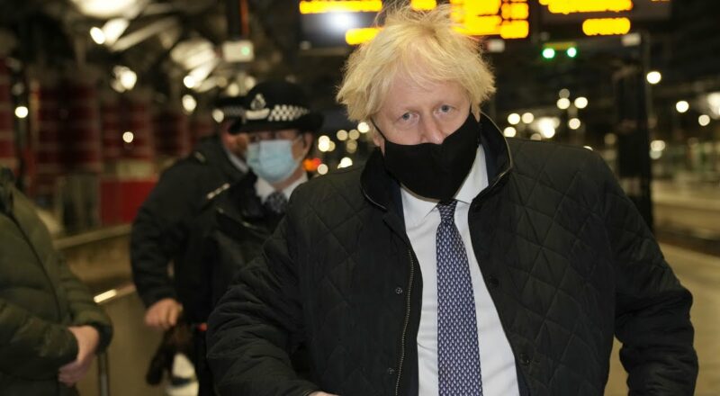 Boris Johnson denies senior staff broke lockdown rules to have party, but orders inquiry anyway 1