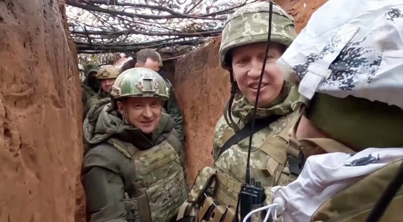 Ukraine president visits troops at border amid fears of Russian invasion 1