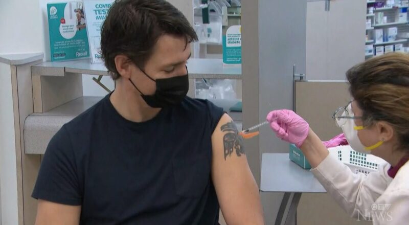 Prime Minister Trudeau gets COVID-19 vaccine booster shot 1