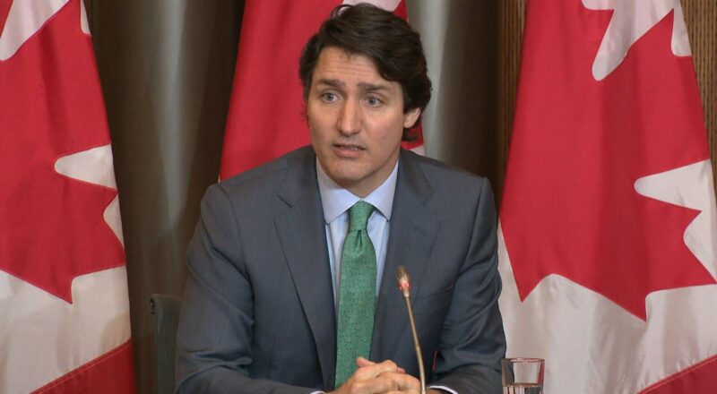 Trudeau to unvaccinated: 'It's never too late to do the right thing' | COVID-19 update 1