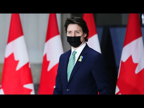 Canada to send anti-tank weapons, ammo to Ukraine amid Russian invasion | Watch the full update 1