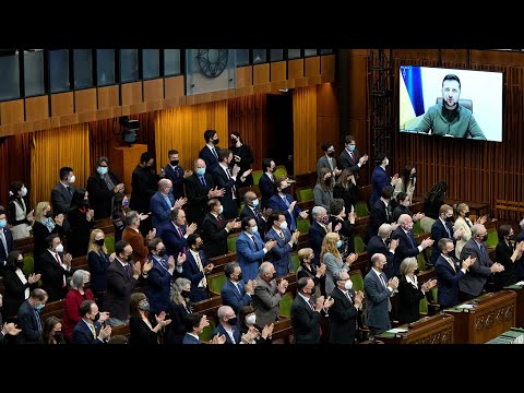 Zelensky receives 3-minute standing ovation after addressing Canada's Parliament 1