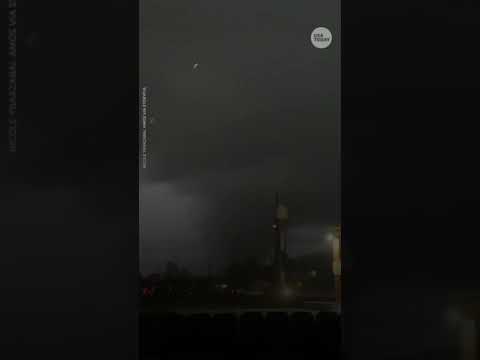 One dead after tornado rips through New Orleans, surrounding area. 1