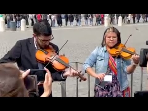 WATCH: Metis fiddlers play in Vatican City | CTV News in Rome #shorts 1