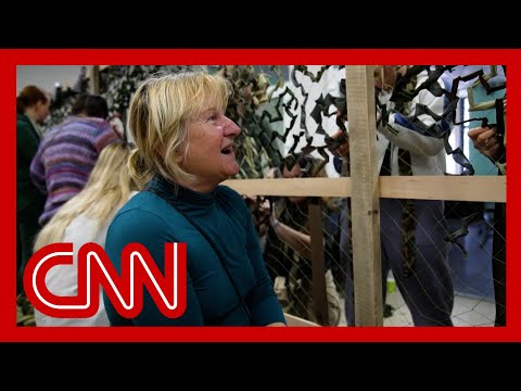 'We know the danger': Ukrainian mothers volunteer in fight against Russia 1