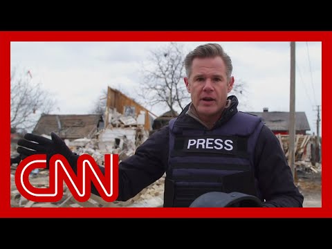 Hear CNN reporter's questions for Russia after seeing bombed homes 1