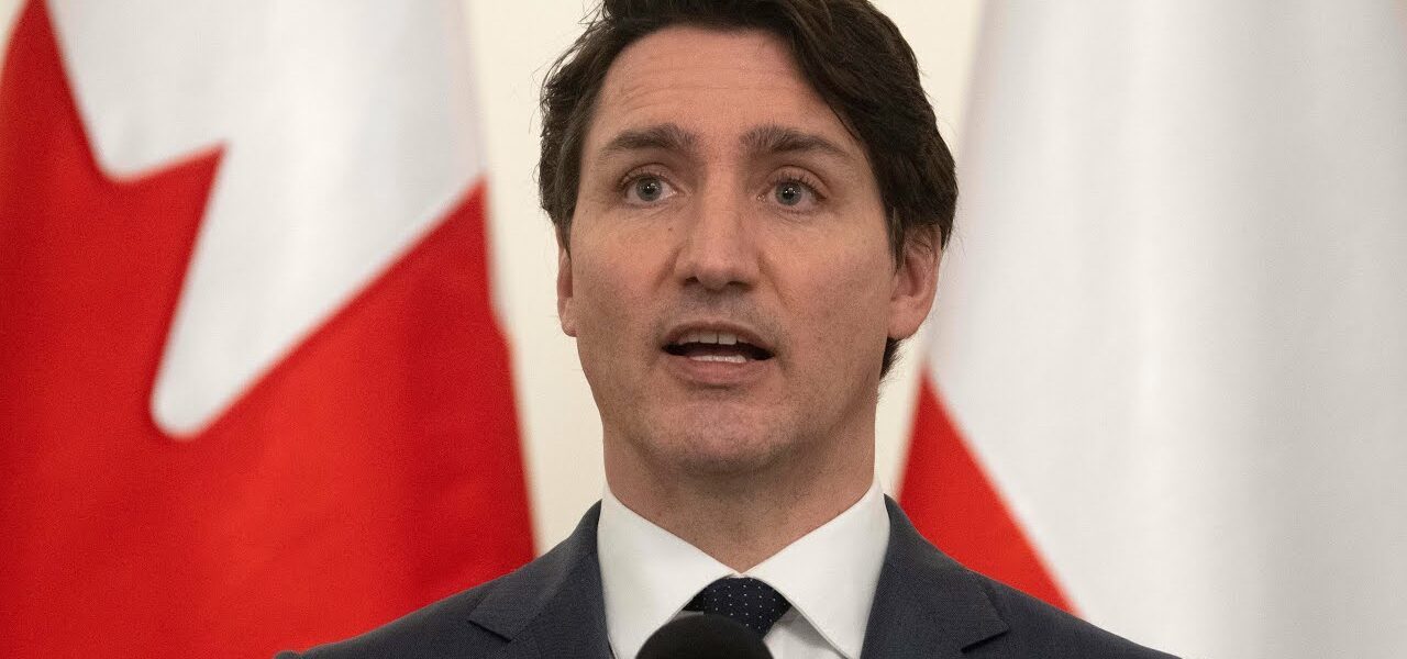 Prime Minister Trudeau creates rapid application programs for Ukrainian refugees 1