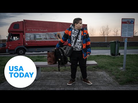 Ukraine refugee flees to Germany for safety: 'It's duty as a mother' | USA TODAY 1
