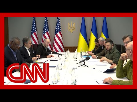 Top US diplomats make unannounced visit to Ukraine 9