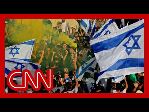 Tensions boil over as Jewish nationalists march through Palestinian district of Jerusalem's Old City 1