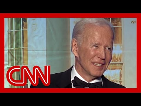 Watch Biden make the White House Correspondents' Dinner go quiet 5