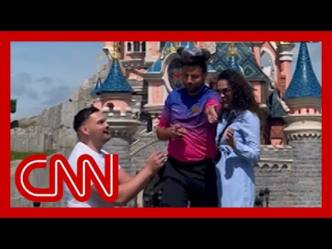 'They can't give us the moment back': Miffed couple rejects Disney's apology 1