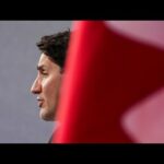 Trudeau campaign stop cancelled because of large group of COVID-19 anti-vaxxers 2