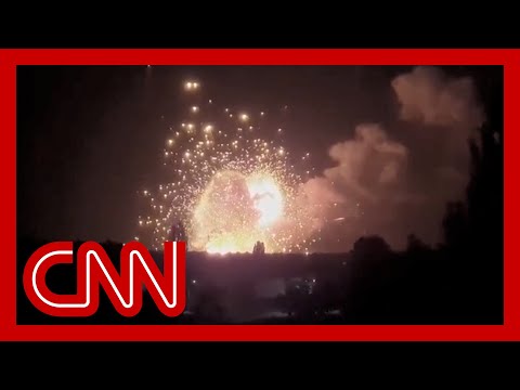 Video shows explosions rocking Russian-occupied town 1