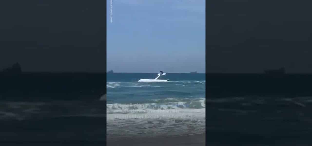 Small plane crashes into ocean off California coast | USA TODAY #Shorts 1