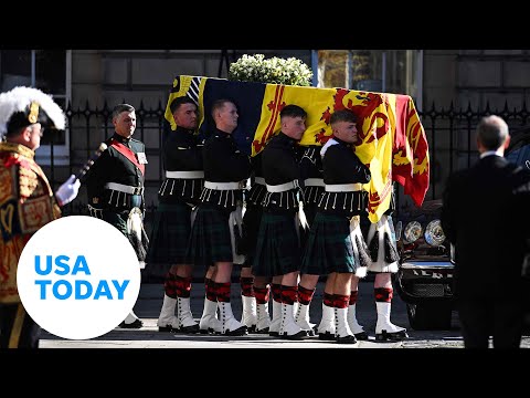 Mourners form line to mourn Queen Elizabeth II in London | USA TODAY 2