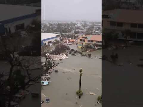 Hurricane Ian storm surge floods Fort Myers | USA TODAY #Shorts 1