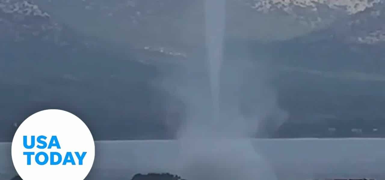 Towering waterspout twists on Turkey's coastline | USA TODAY 5